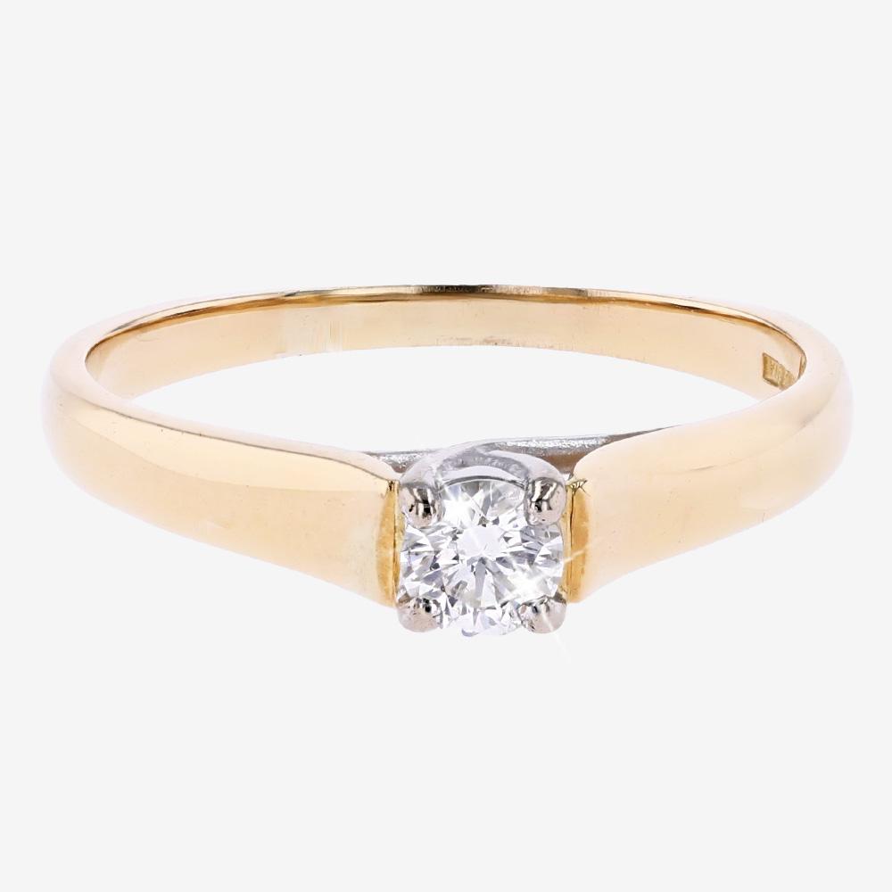 18ct Gold 4 Claw Diamond Solitaire Ring