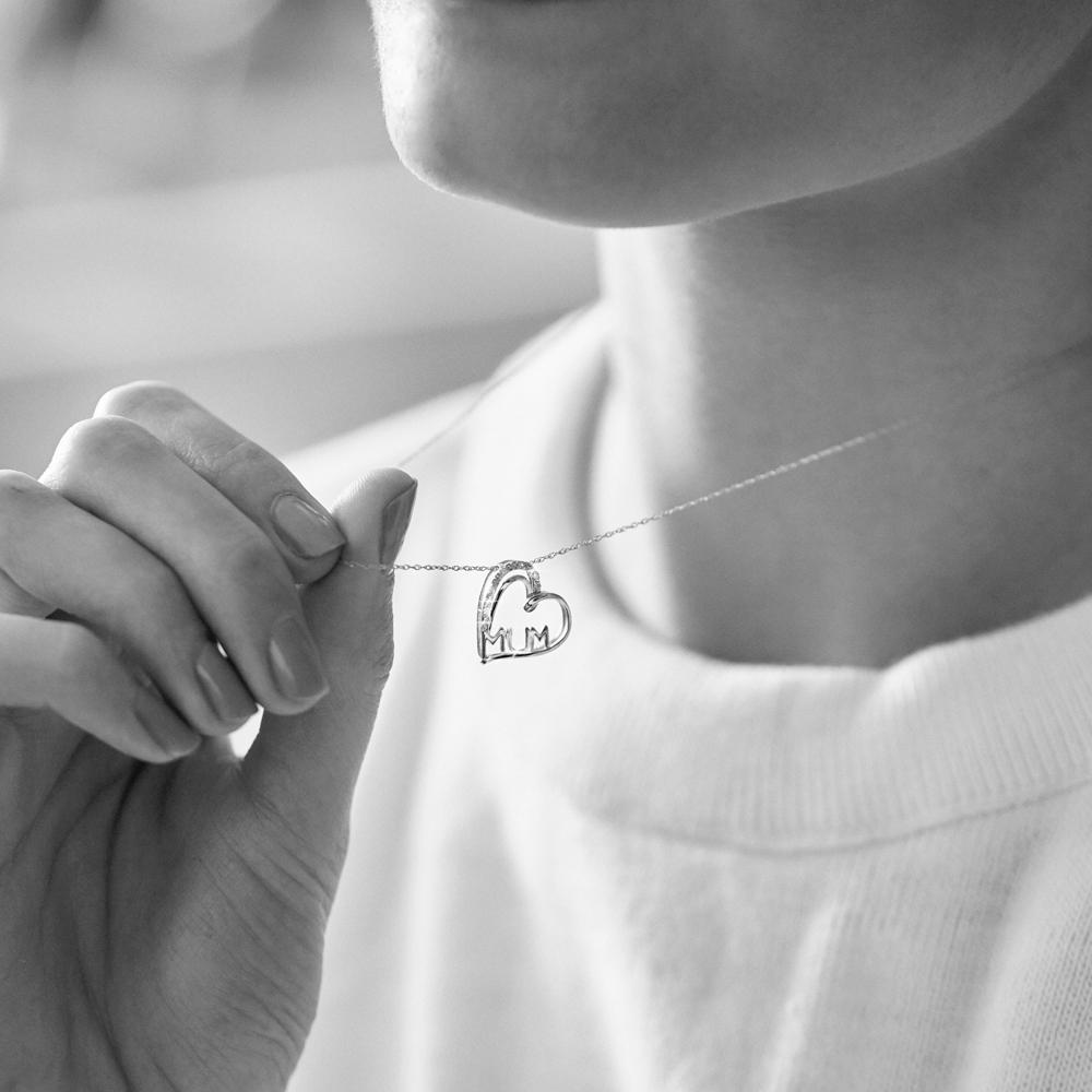 Real Diamond Lab-Grown Mum Necklace